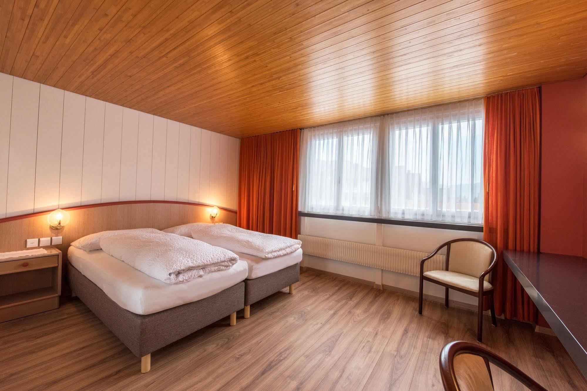 Hotel Garni Rosslipost Unteriberg Luaran gambar